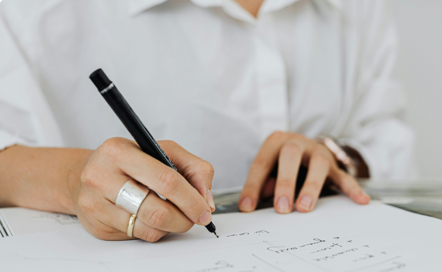 Person signing a Will asset document